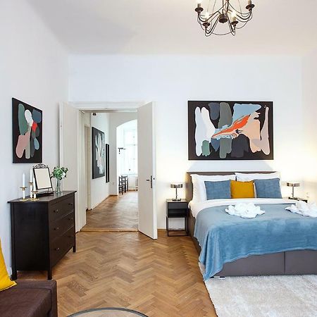 5Br 2Bath Family Apt 5Mins To Wenceslas Square 프라하 외부 사진